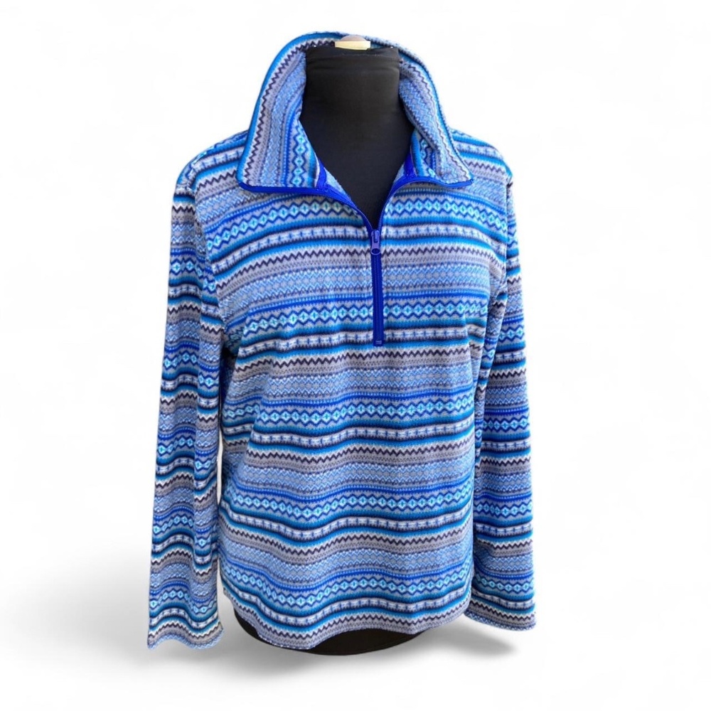 Super soft blue pullover by Laura Scott